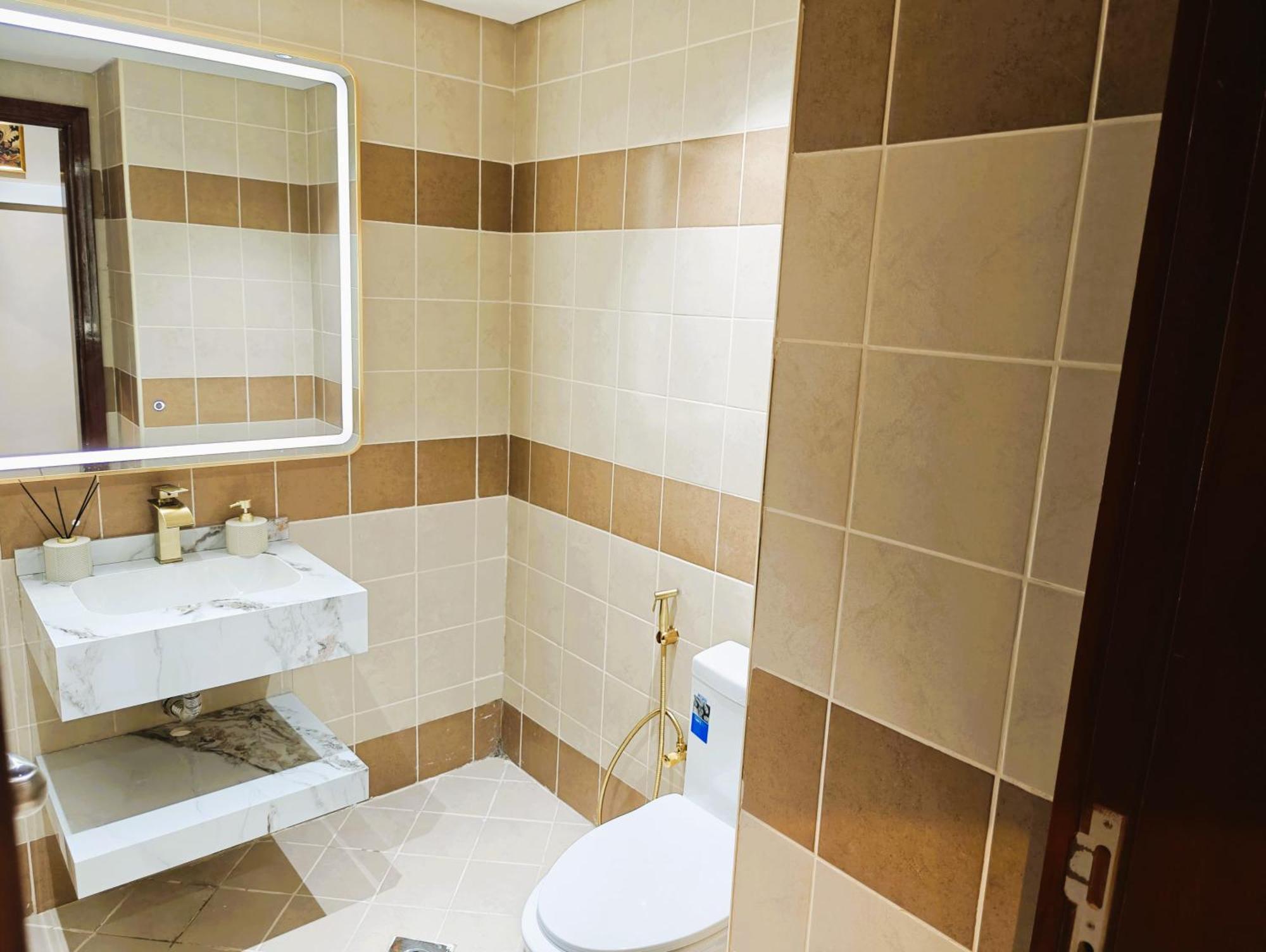 369 Stays- 1 Bedroom Apartment In Sports City Dubaï Extérieur photo