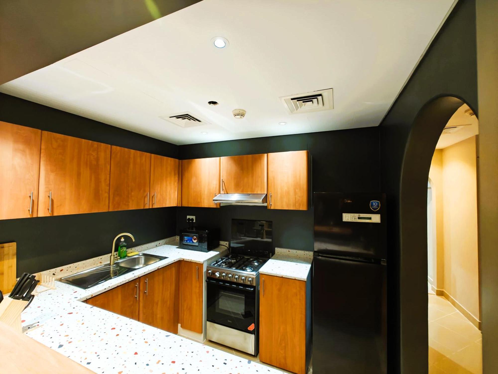 369 Stays- 1 Bedroom Apartment In Sports City Dubaï Extérieur photo
