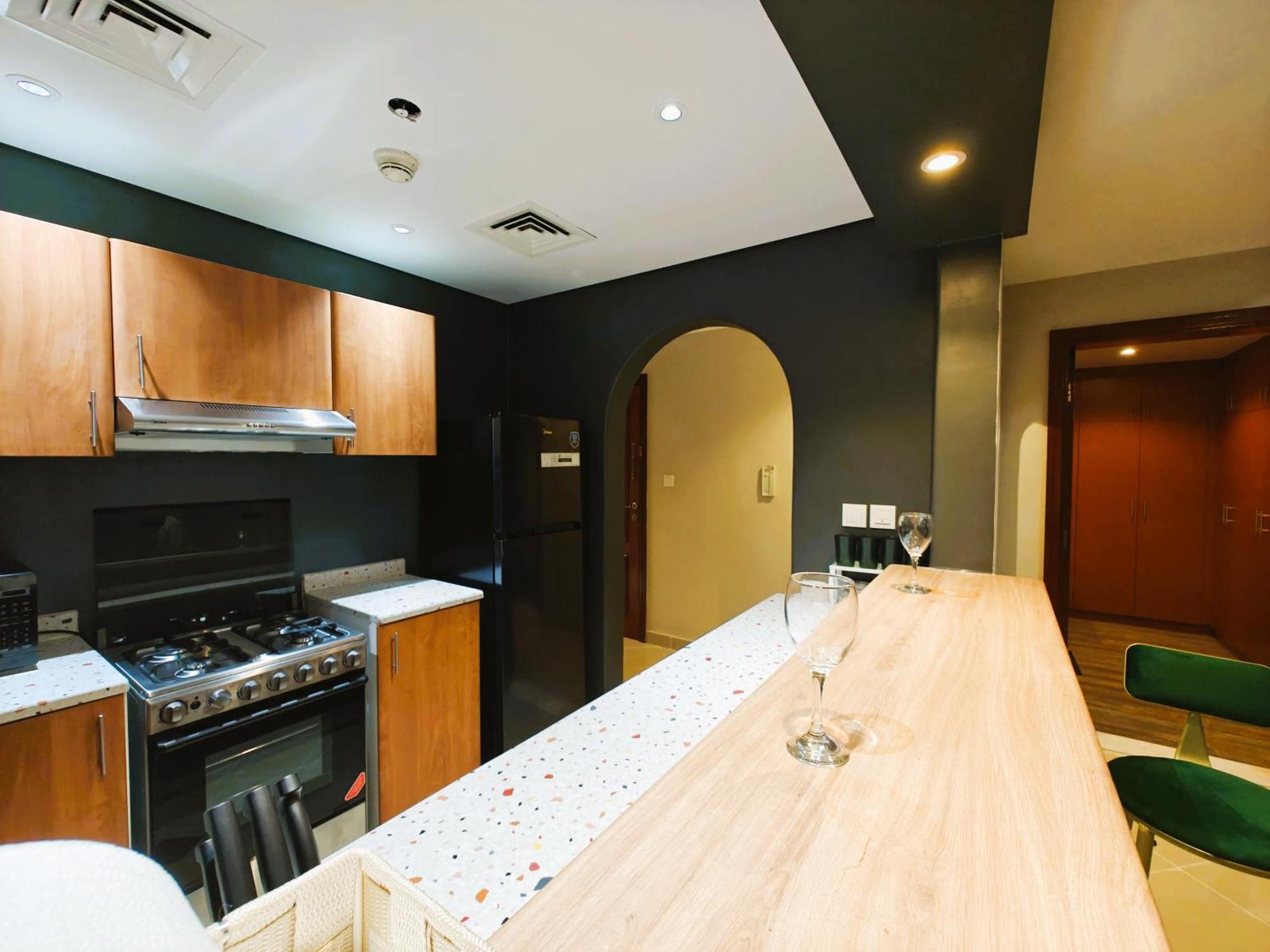 369 Stays- 1 Bedroom Apartment In Sports City Dubaï Extérieur photo